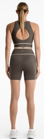 The Ultimate 2-Piece Yoga Set for Flexibility and Comfort 