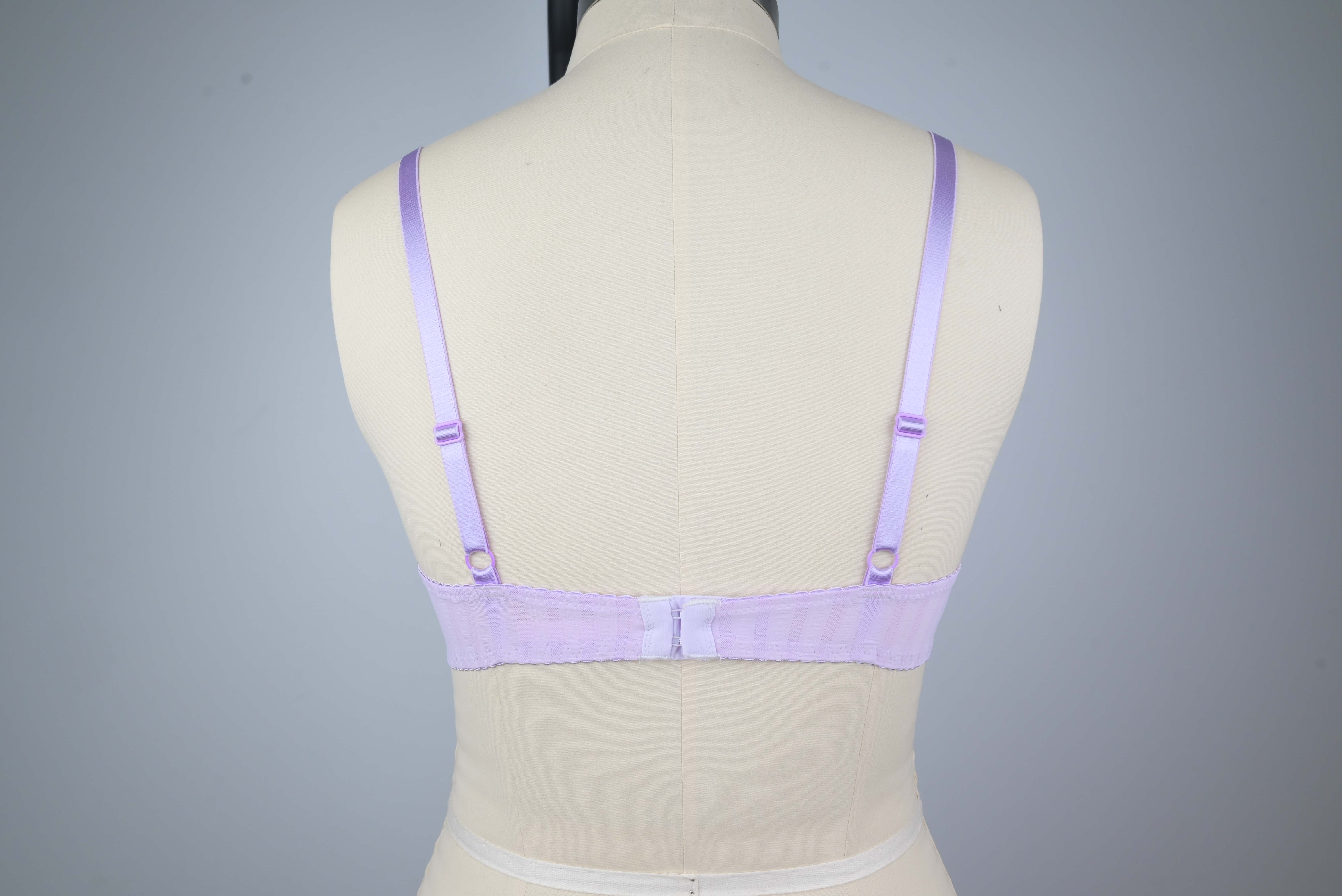 New Purple Cup Bra Sexy Lace Lingerie for OEM and ODM