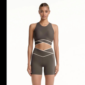 The Ultimate 2-Piece Yoga Set for Flexibility and Comfort 